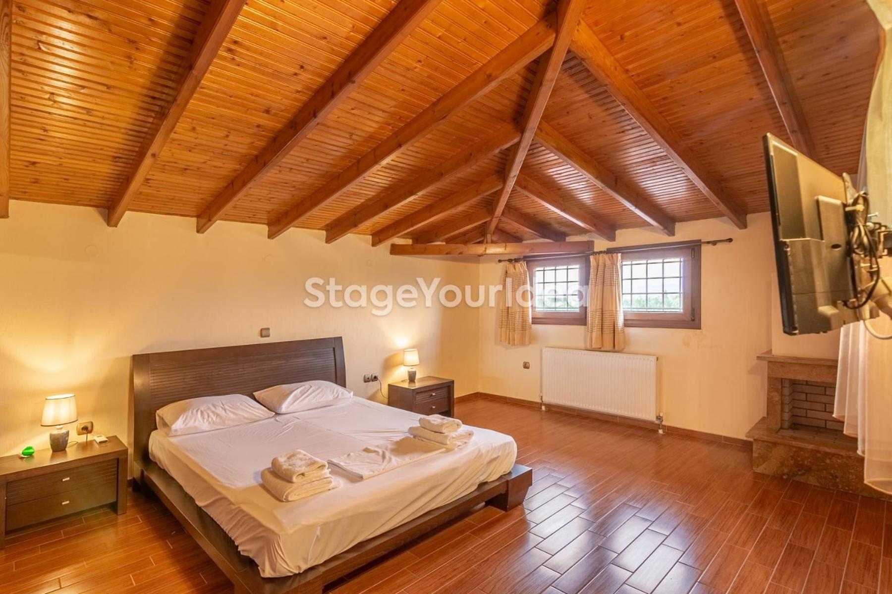 Luxury Appartment, Only 7 Minutes From Thessaloniki Airport And 15 Minutes From City Center ,For 8-23 People Also For Gatherings And Parties Neon Rysion Buitenkant foto