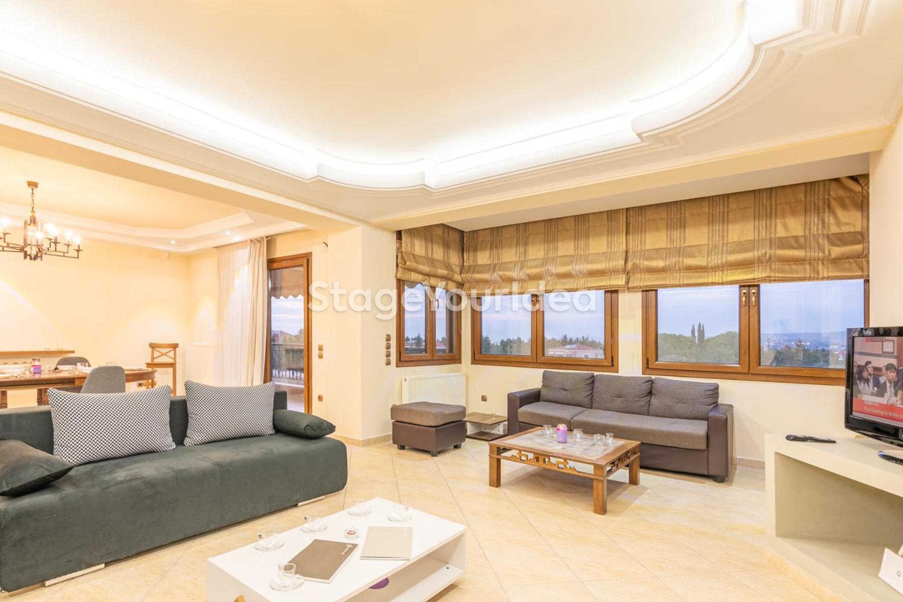 Luxury Appartment, Only 7 Minutes From Thessaloniki Airport And 15 Minutes From City Center ,For 8-23 People Also For Gatherings And Parties Neon Rysion Buitenkant foto